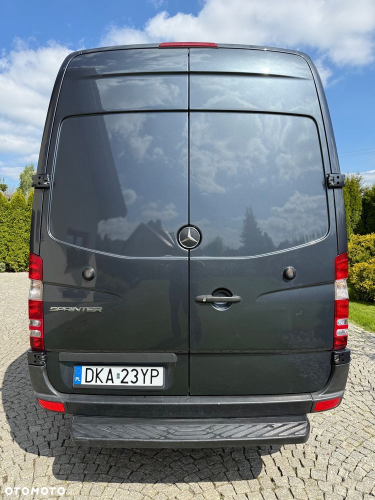 Mercedes-Benz Sprinter - 7