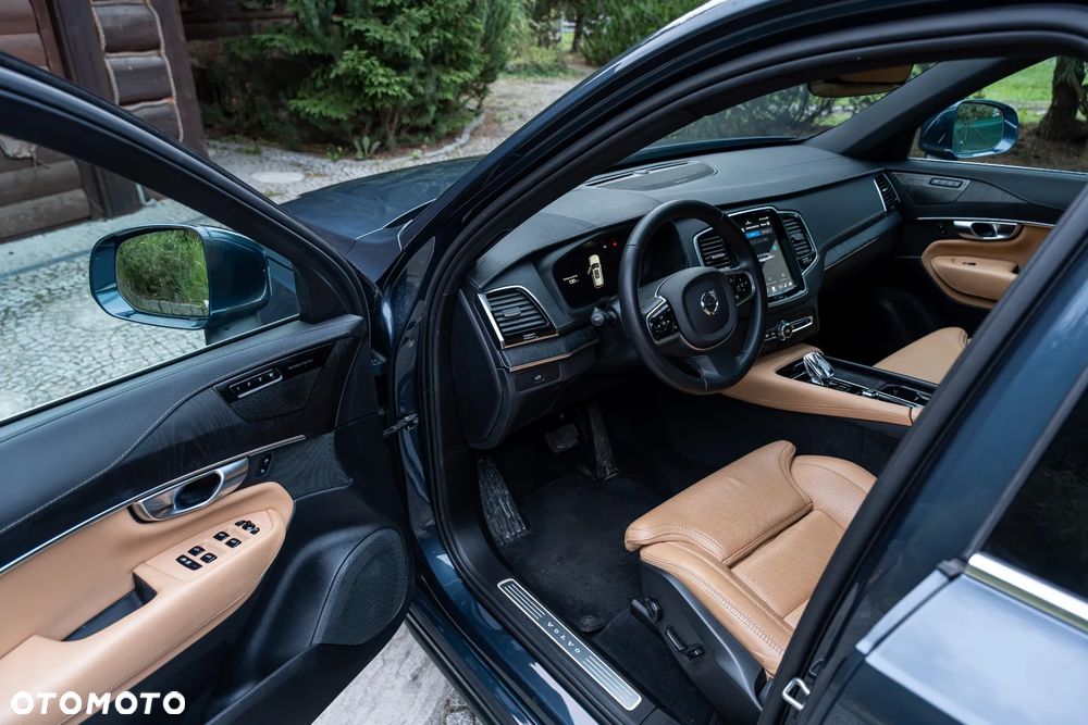Volvo XC 90 B5 B AWD Ultra Bright - 19