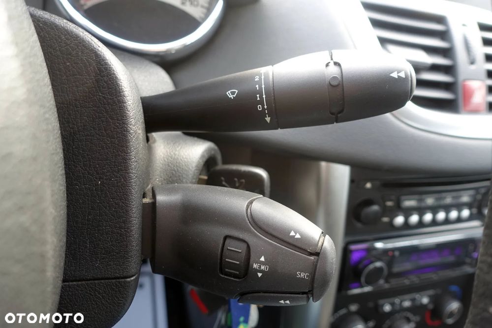Peugeot 207 CC 120 VTi Active - 26