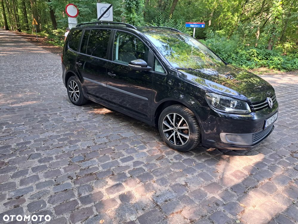 Volkswagen Touran 1.6 TDI DPF Trendline DSG - 1