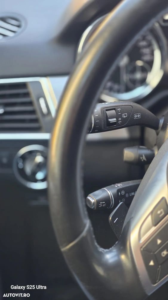 Mercedes-Benz ML 350 BlueTEC 4MATIC 7G-TRONIC - 17