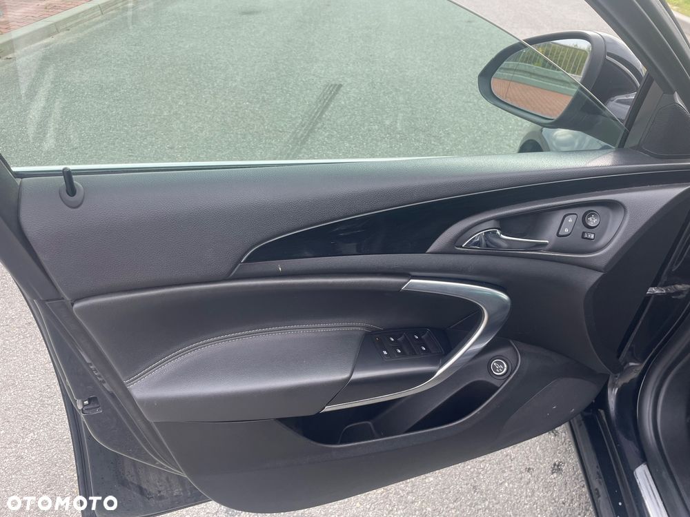 Opel Insignia - 8