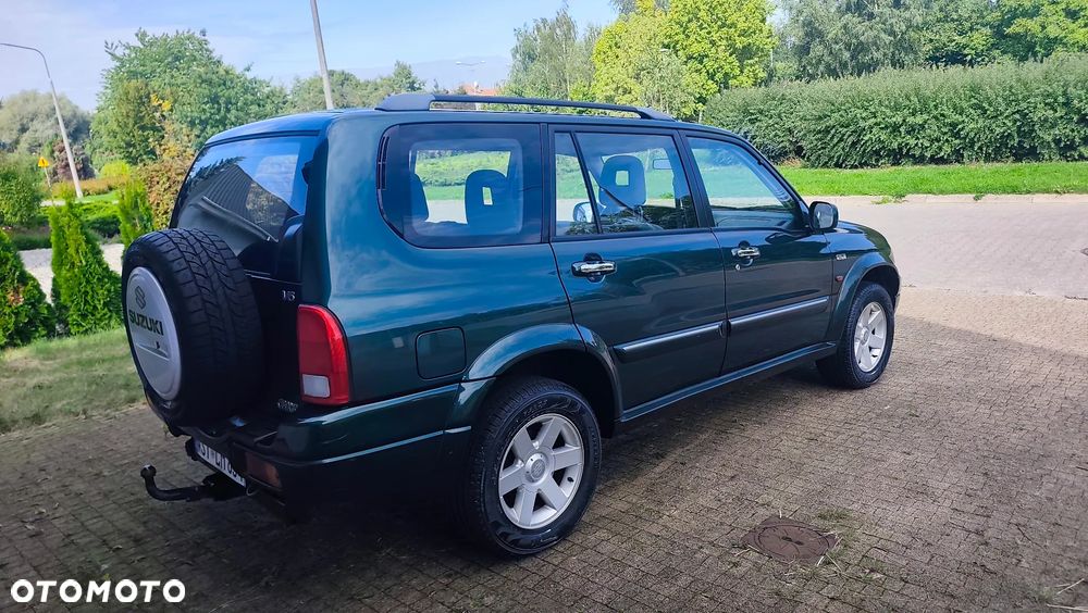 Suzuki Grand Vitara 2.7 V6 - 40