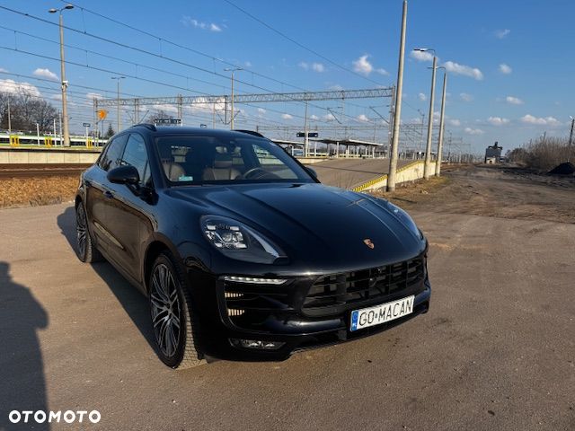 Porsche Macan - 2