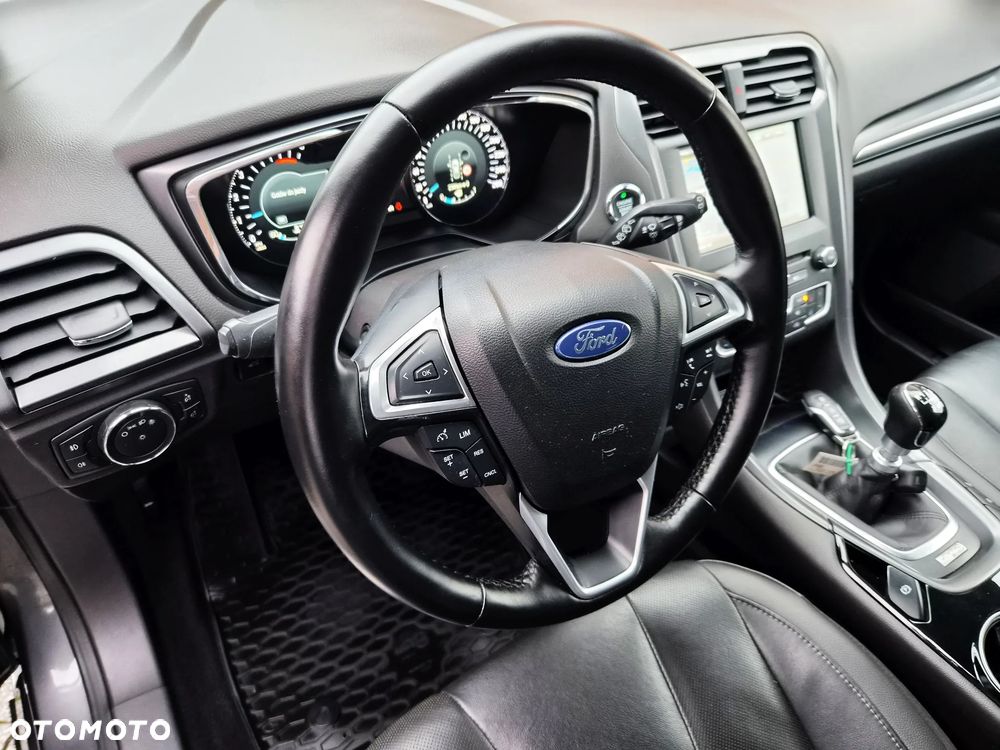 Ford Mondeo 1.6 TDCi Titanium - 24