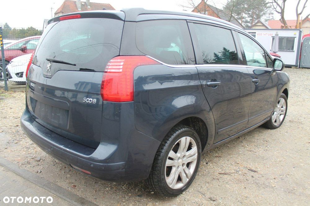 Peugeot 5008 - 6