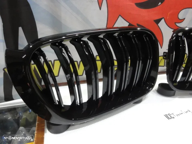 Grelha frontal em preto piano brilhante para BMW X3 F25 LCI 2014-2017 M4 look / dupla lâmina em plástico ABS - 3