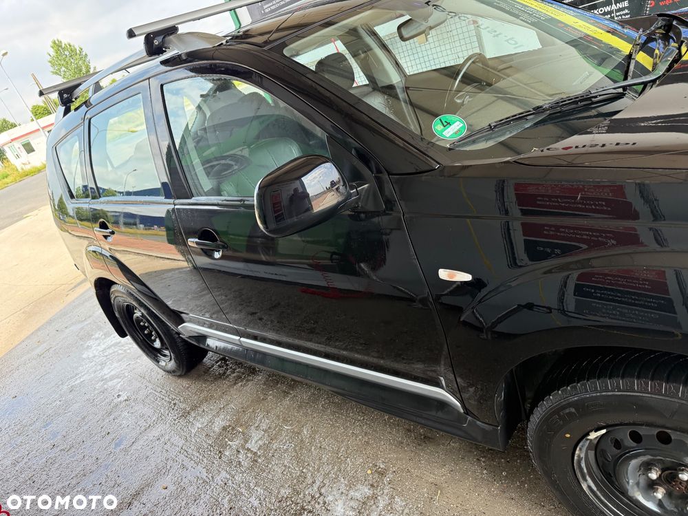 Mitsubishi Outlander 2.4 Intense + CVT - 9