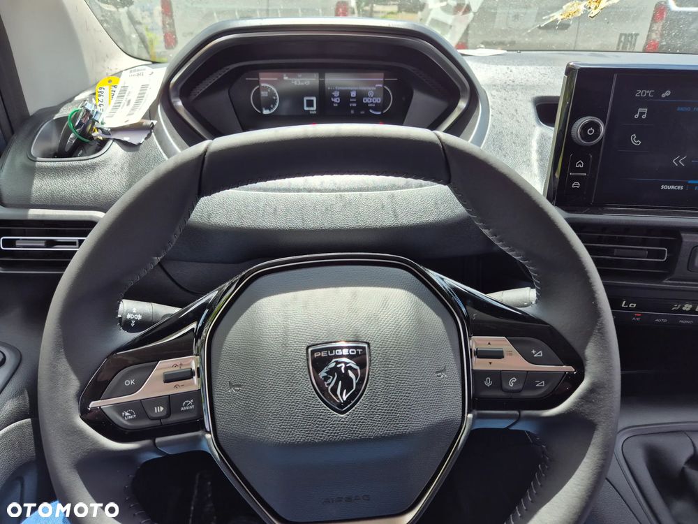 Peugeot Partner Furgon XL LONG 1.5 Diesel 130KM !! OD RĘKI !! - 12