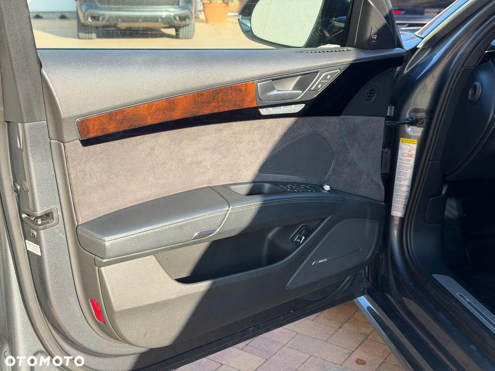 Audi A8 4.0 TFSI cylinder on demand quattro tiptronic Lang - 17