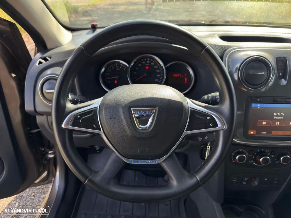 Dacia Sandero 0.9 TCe Stepway - 12