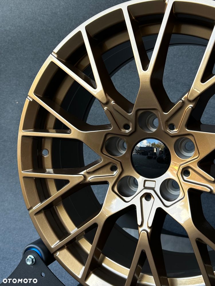 Nowe felgi do BMW 18 5x120 ZŁOTE 8j ET30 F10 Z3 Z4 E46 X3 E83 E90 F30 F32 F34 GT F01 F12 F20 E87 F22 xDrive Opel Insignia JR Styling 666 M Pakiet Vossen alufelgi Carbonado czarne polerowane - 5