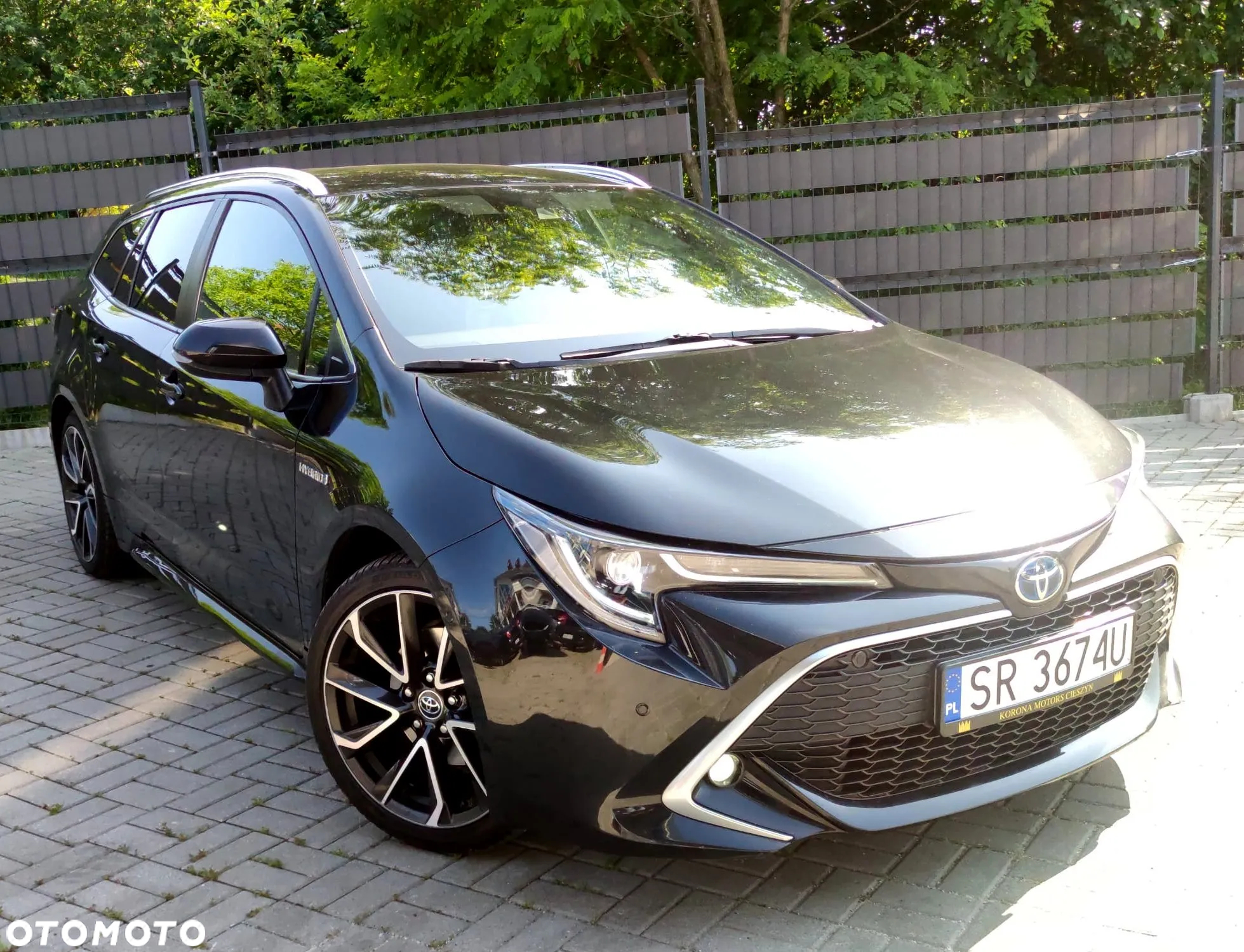 Toyota Corolla 2.0 Hybrid Executive - 6