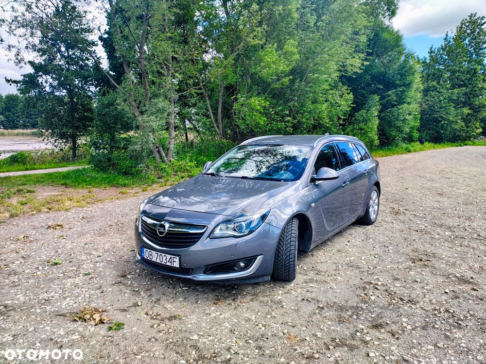 Opel Insignia - 1