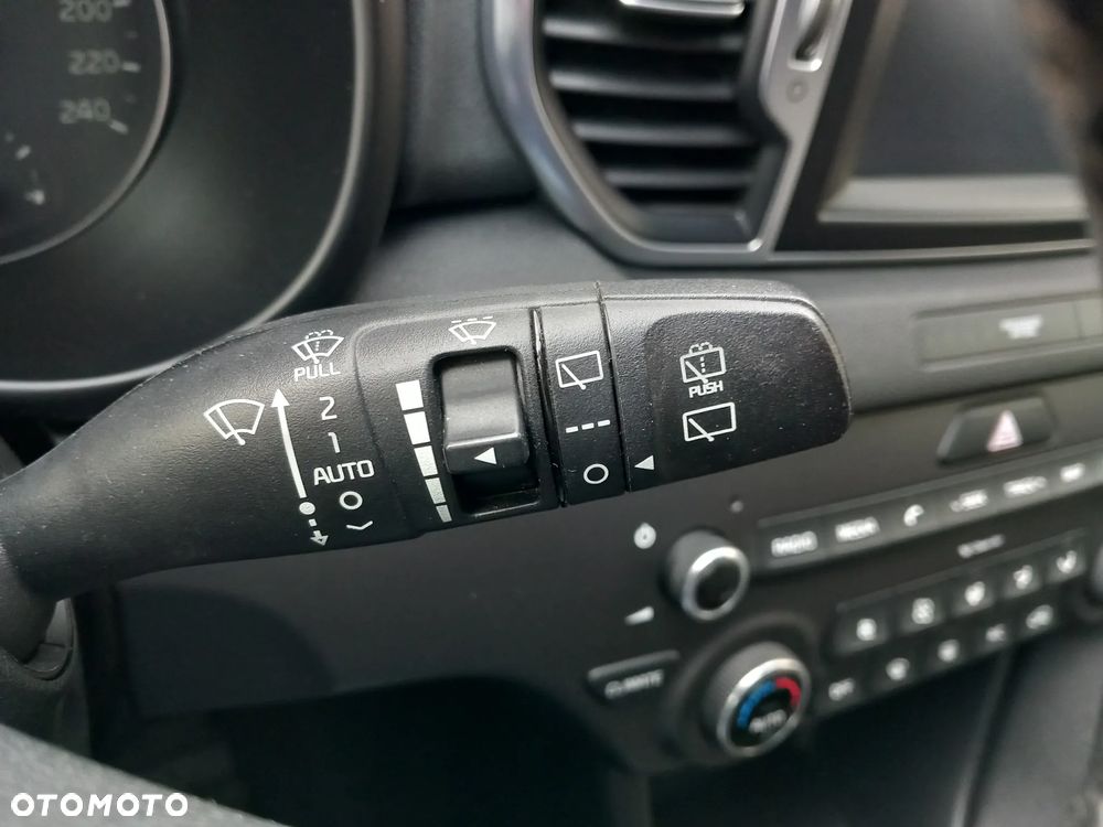 Kia Sportage 2,0 CRDI AWD Vision - 32