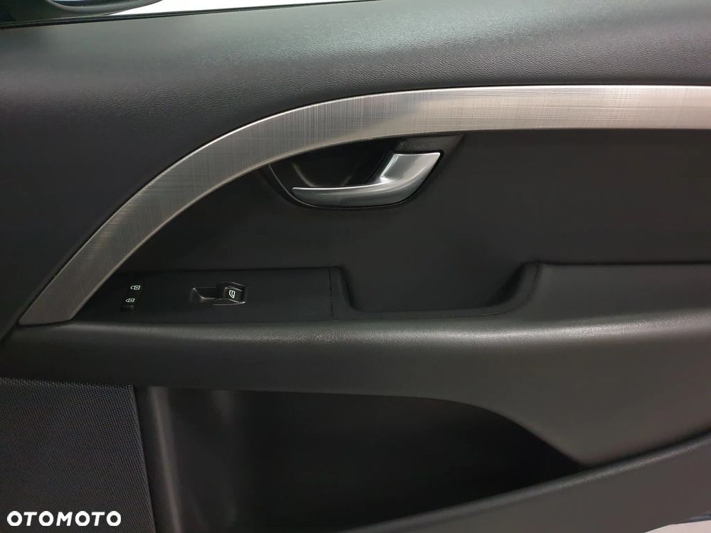 Volvo V70 2.0 Summum - 19