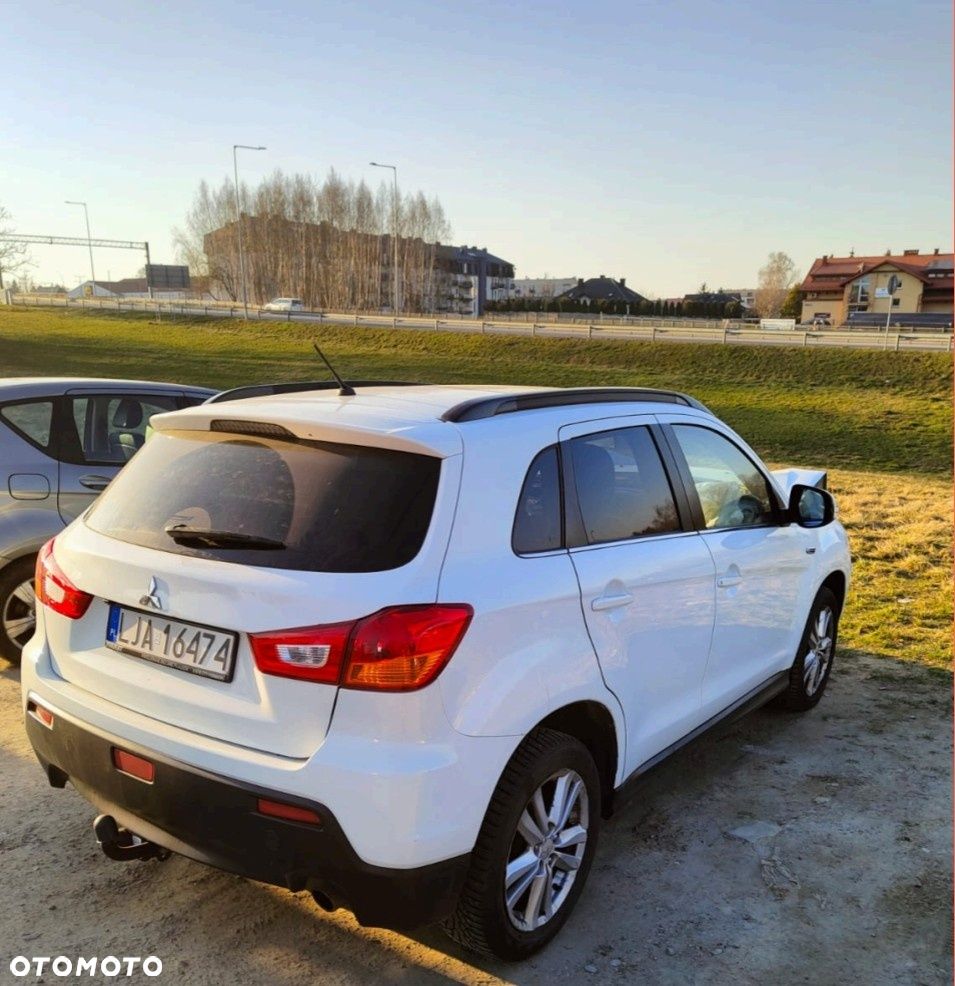 Mitsubishi ASX - 3