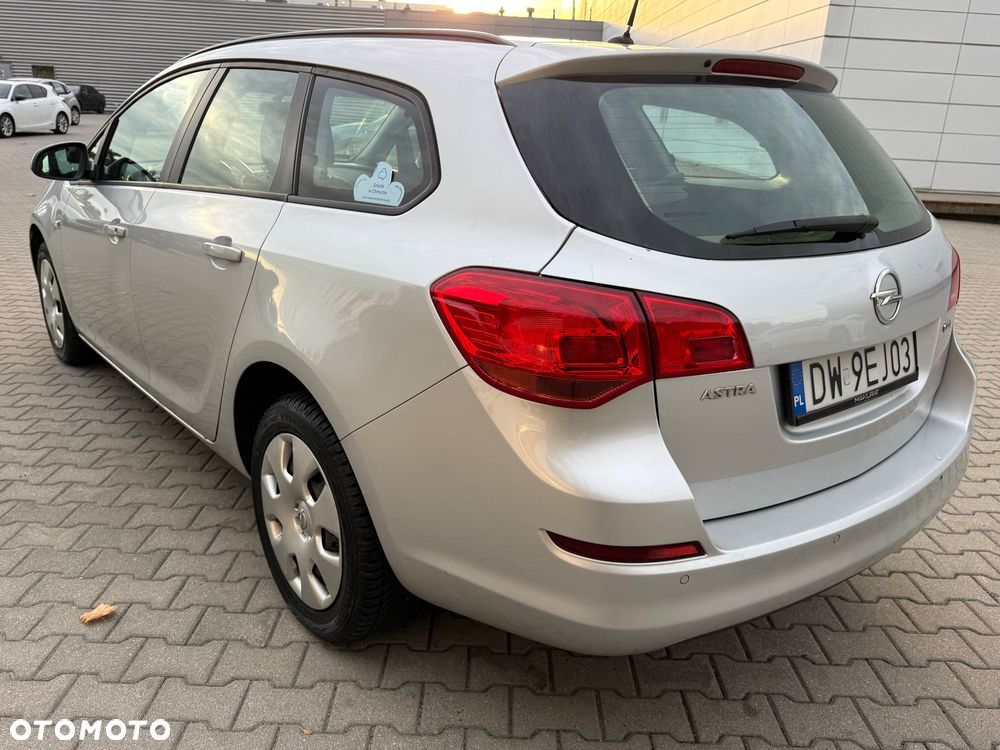 Opel Astra - 3