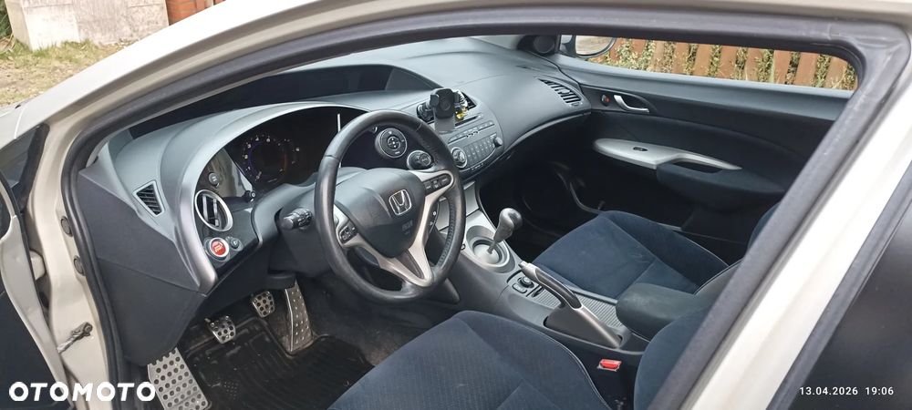 Honda Civic 1.8 Executive - 8