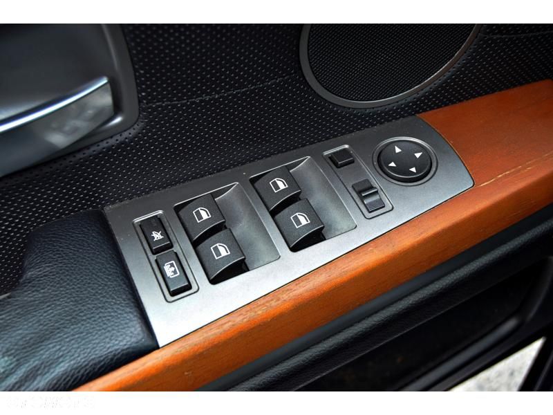 BMW Seria 7 745i - 11