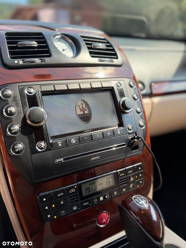 Maserati Quattroporte Executive GT Automatic - 20