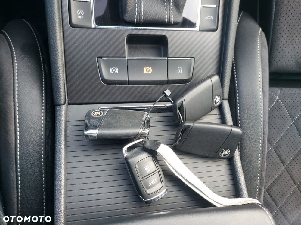Skoda Superb 2.0 TDI DSG Sportline - 18