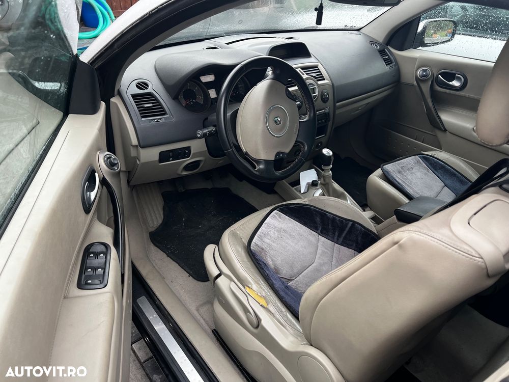 Renault Megane 1.5 dCI Privilege - 5