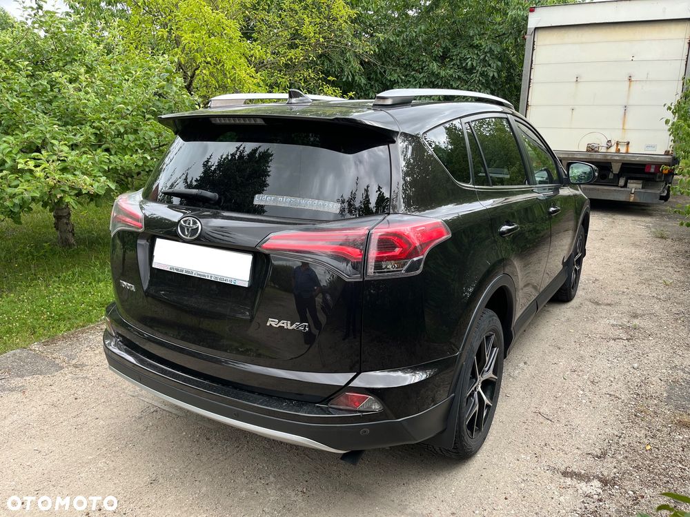 Toyota RAV4 2.0 D-4D Prestige 4x2 - 4