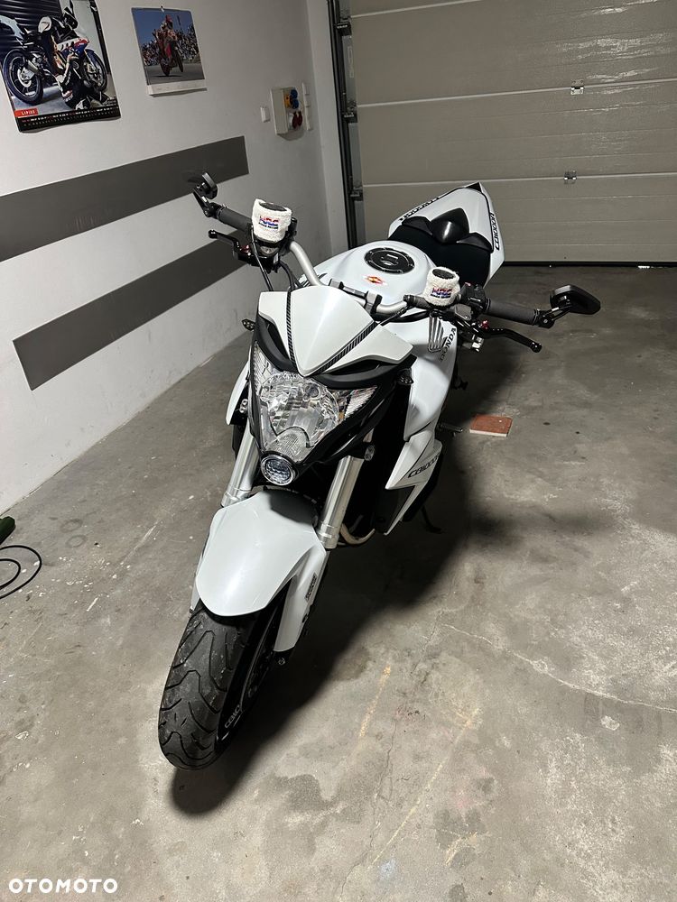 Honda CB - 17