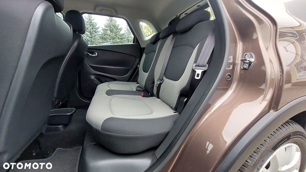 Renault Captur - 23