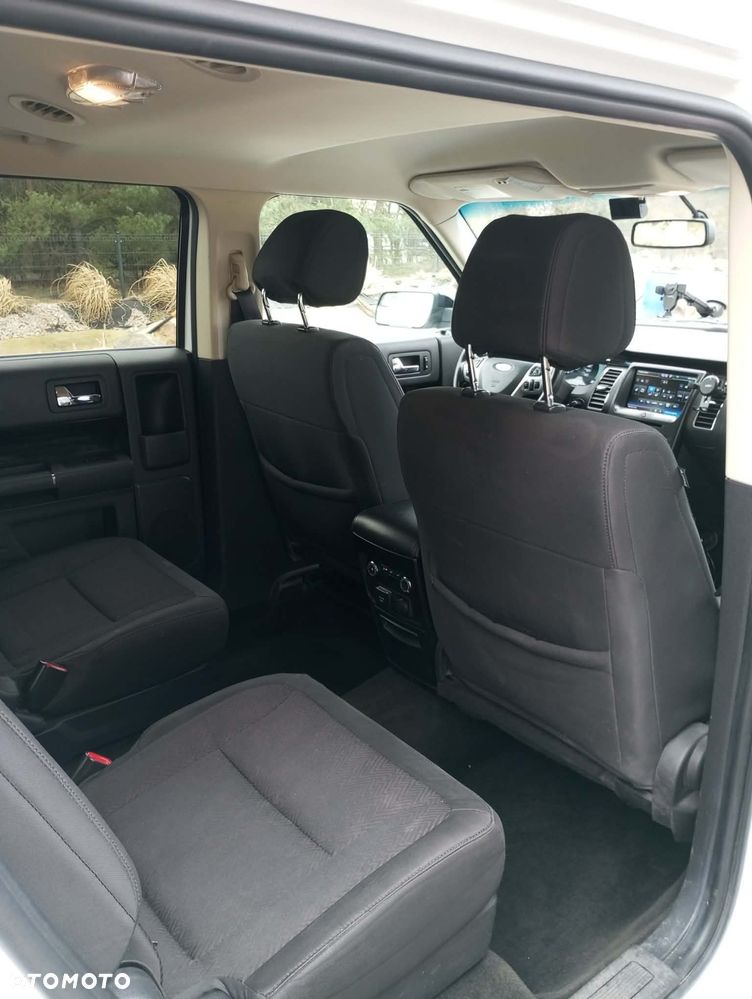 Ford Flex - 11