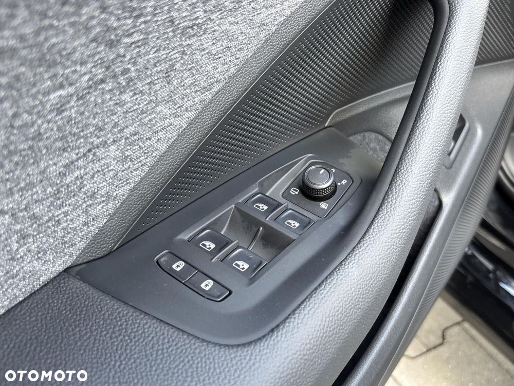 Skoda Superb 2.0 TDI SCR Selection DSG - 11