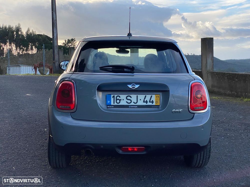 MINI 5 Portas One - 4