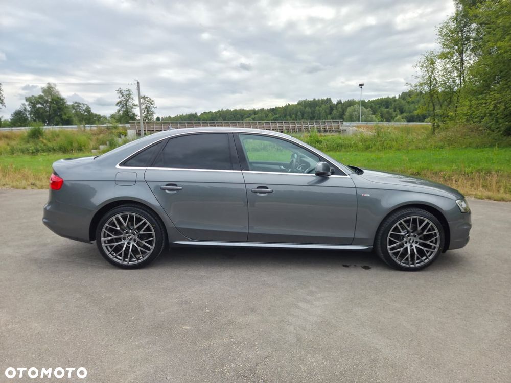 Audi A4 Limousine - 4