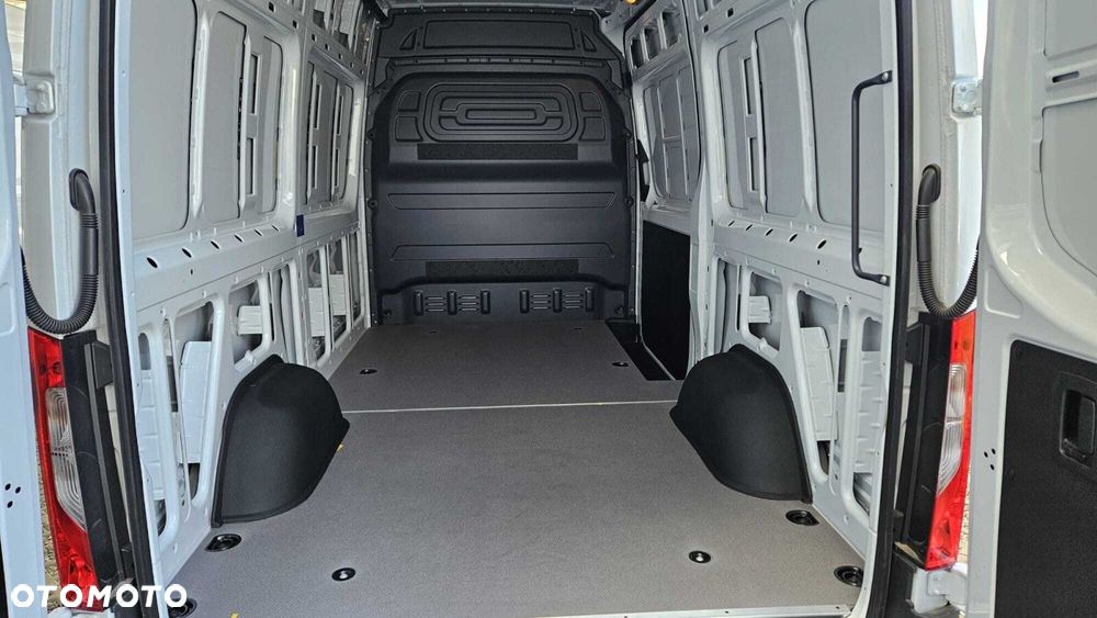 Mercedes-Benz Sprinter 317 CDI KA OM654 - 18