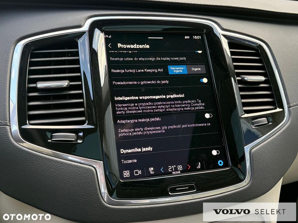 Volvo XC 90 - 31
