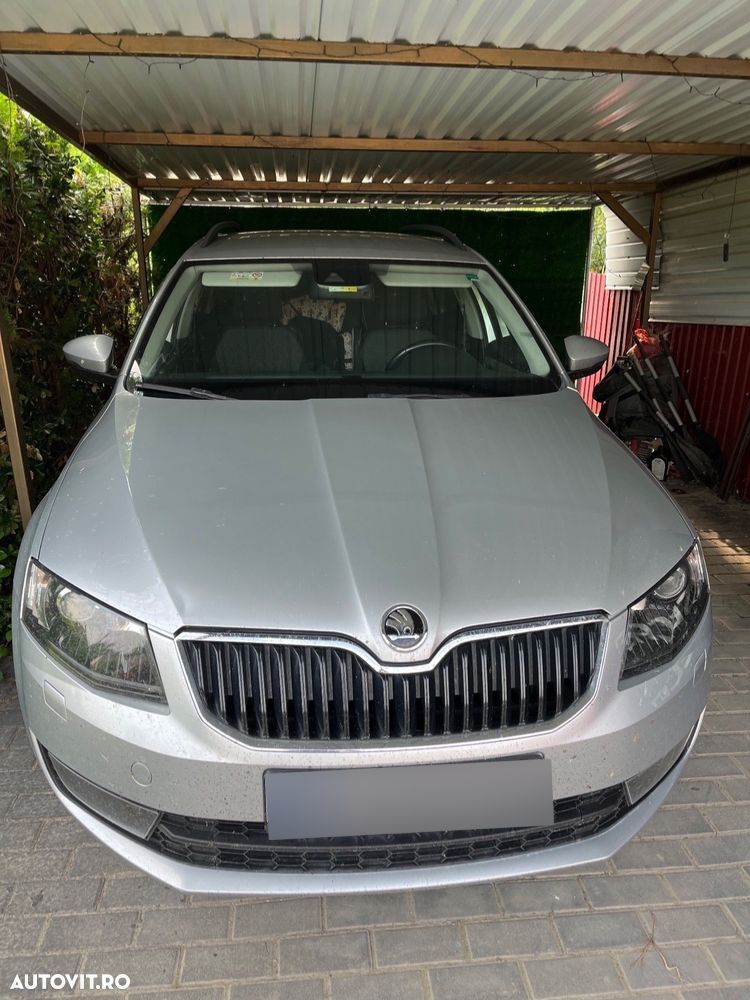 Skoda Octavia 1.6 TDI DSG Style - 1