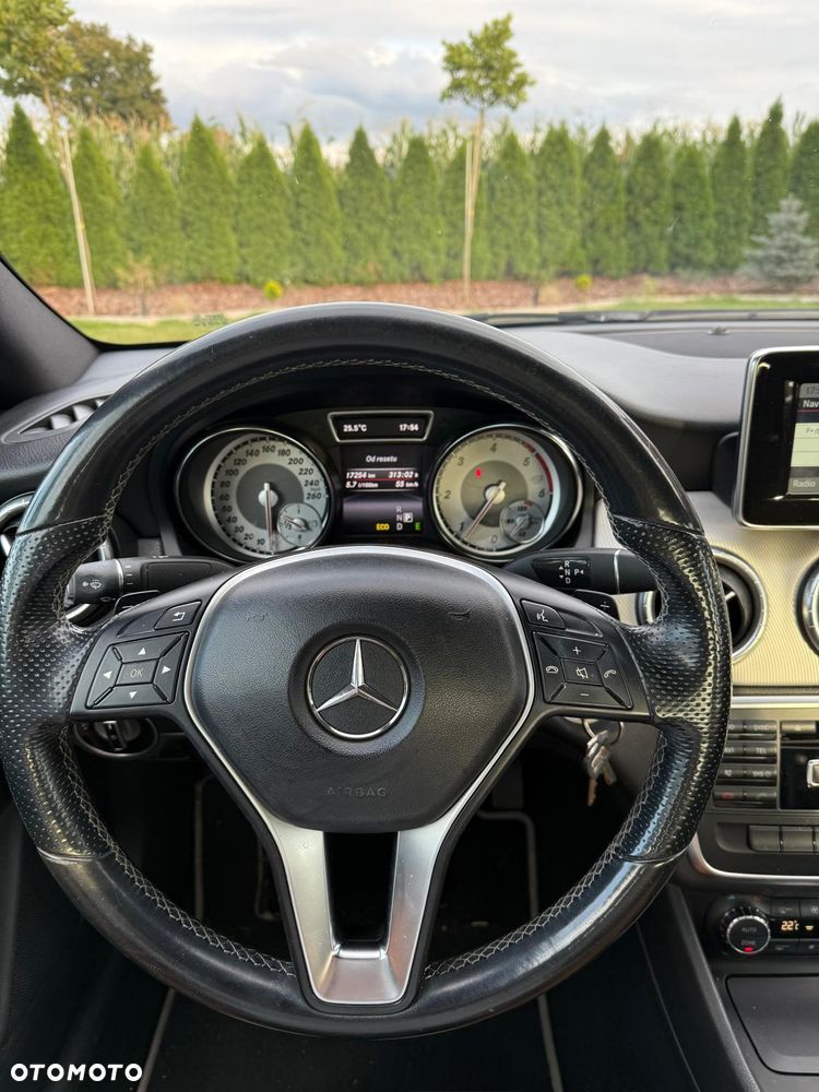 Mercedes-Benz CLA - 7