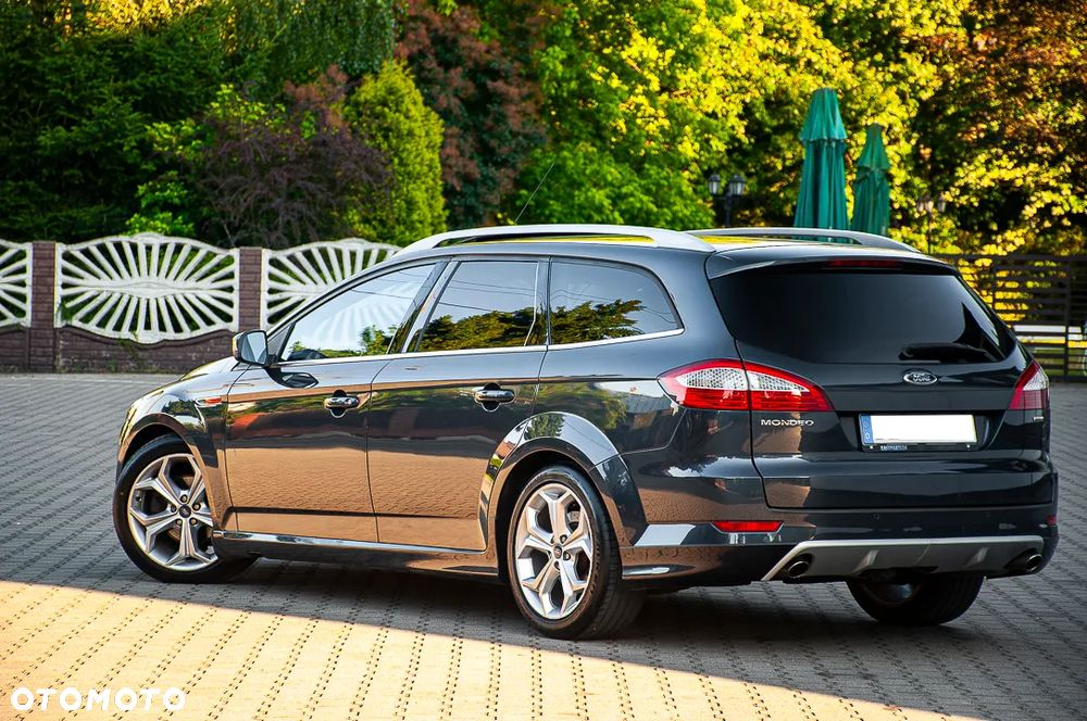 Ford Mondeo SW - 12