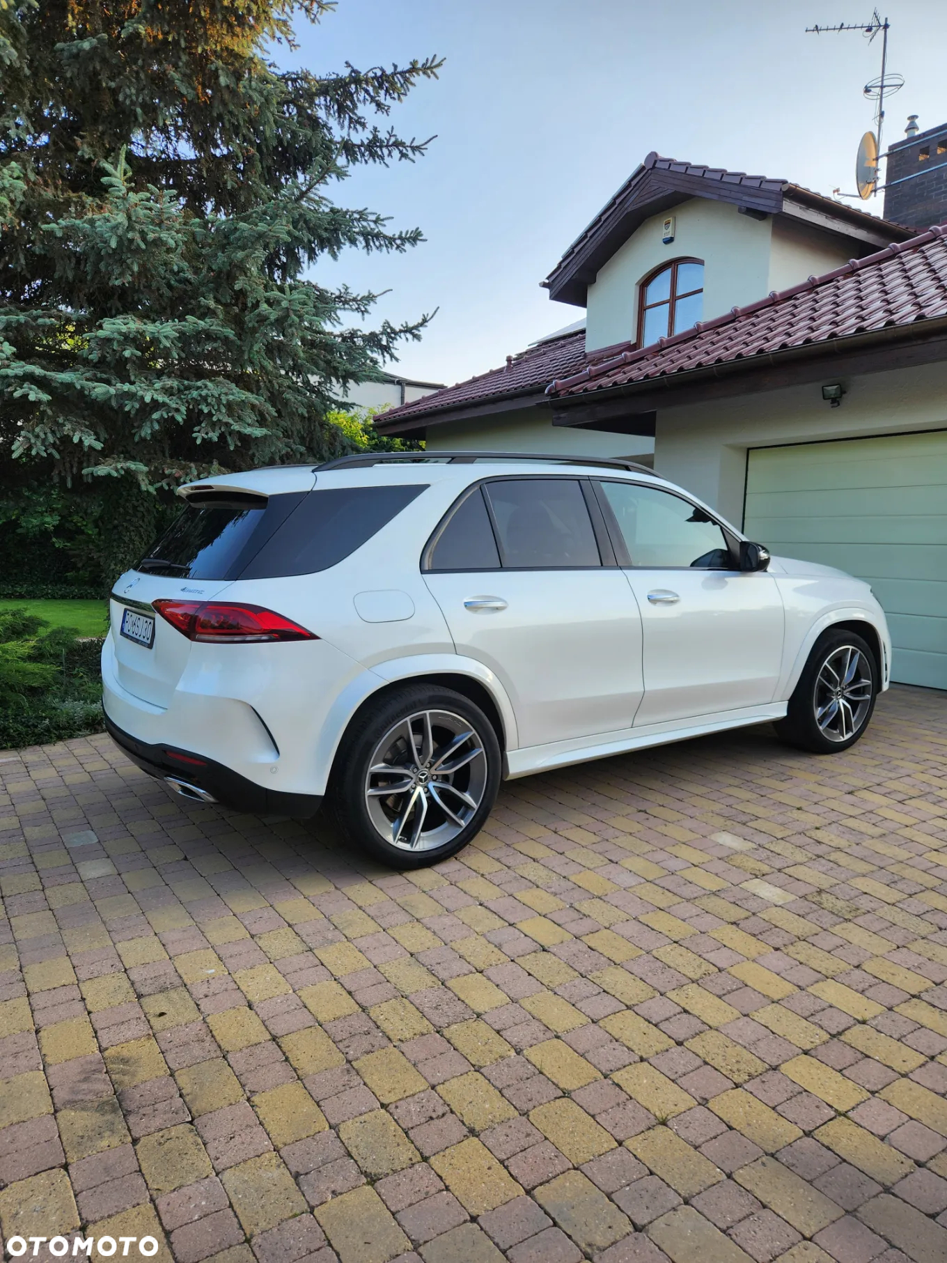 Mercedes-Benz GLE 400 d 4-Matic - 14