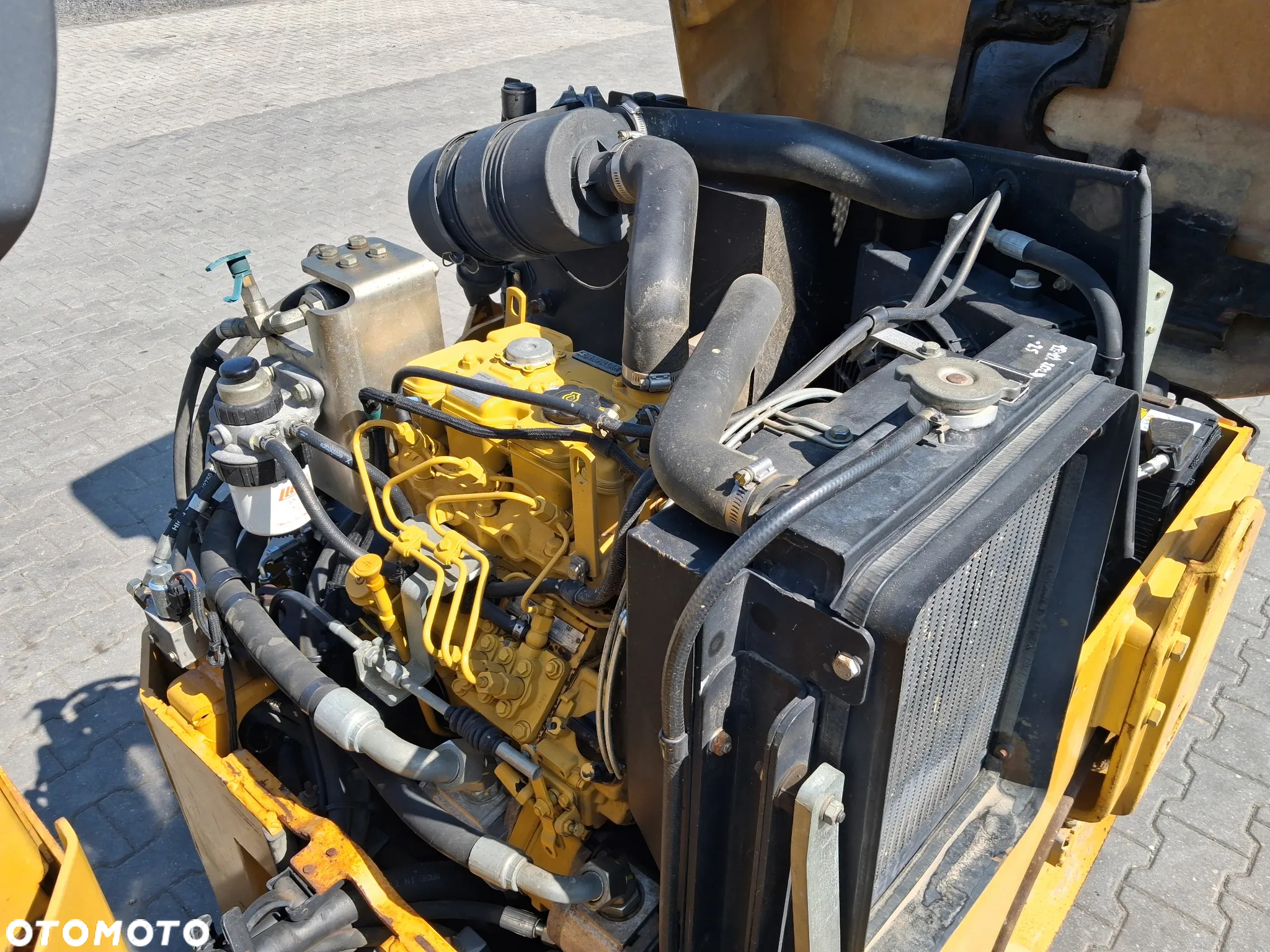 Caterpillar CB 22 - 9