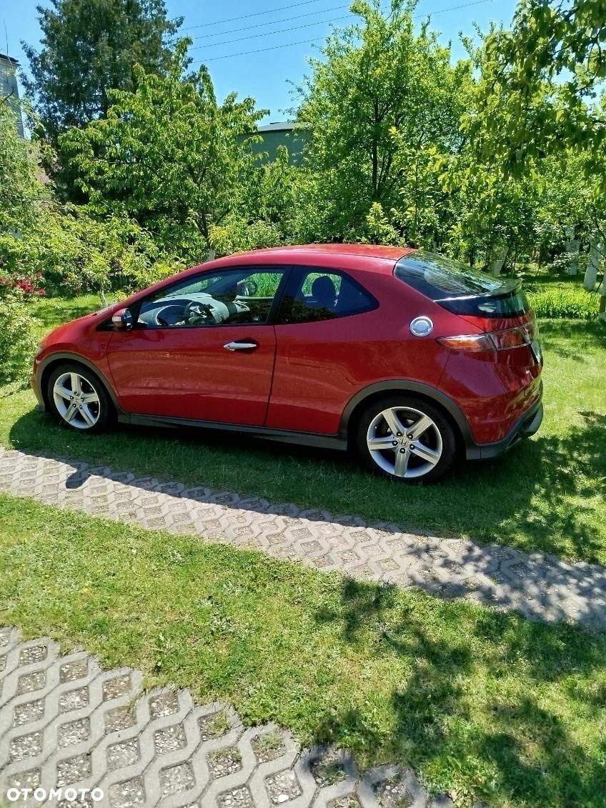 Honda Civic 1.8 LX Coupe - 1
