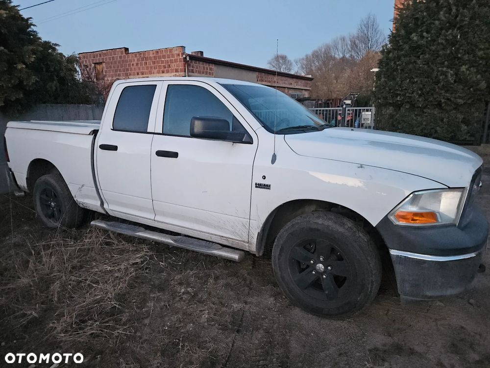 Dodge RAM - 10