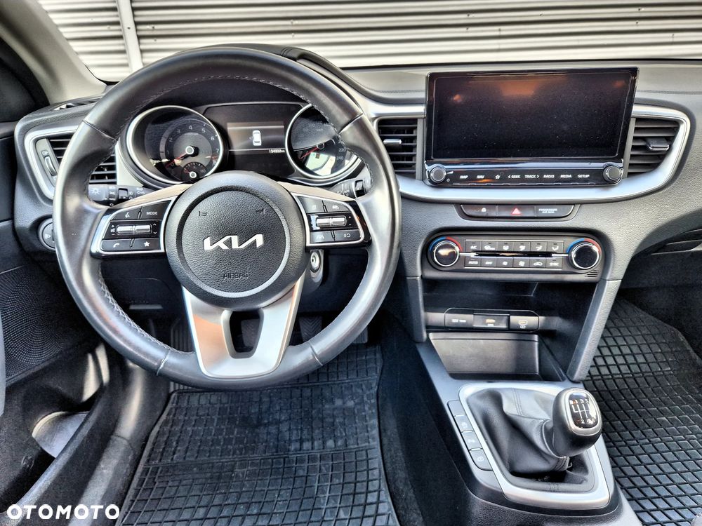 Kia Ceed 1.5 T-GDI M - 25