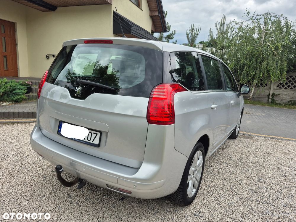 Peugeot 5008 HDI FAP 150 Family Plus - 6
