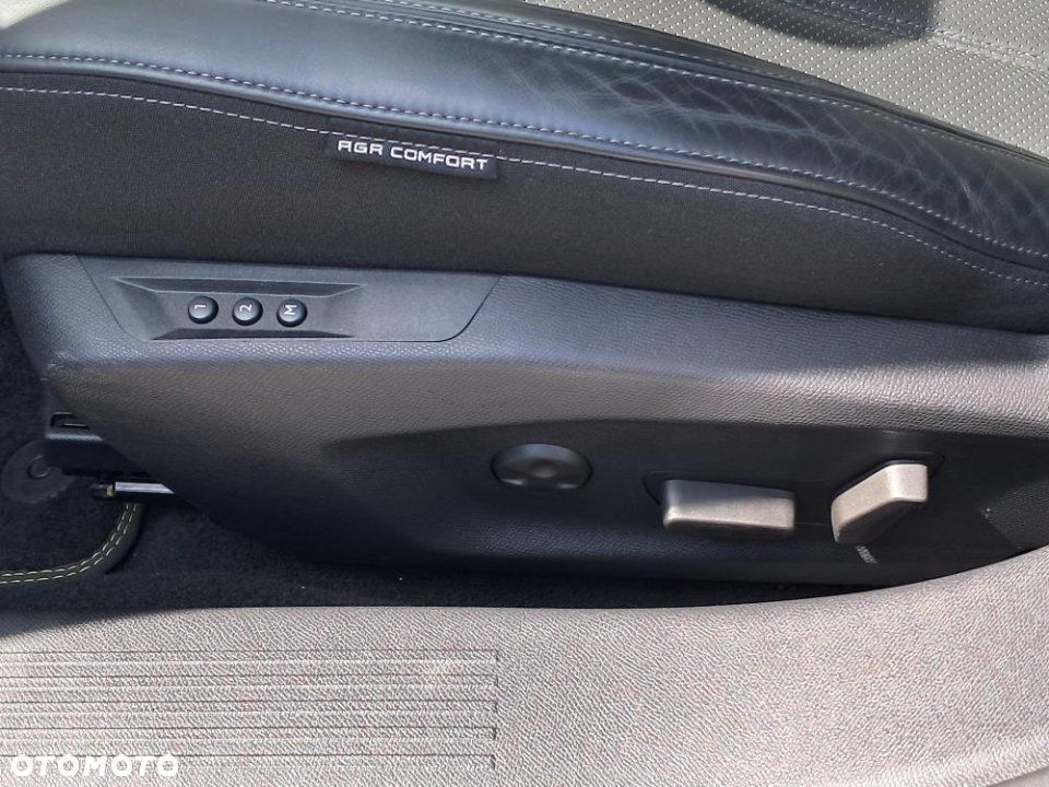 Peugeot 308 - 15