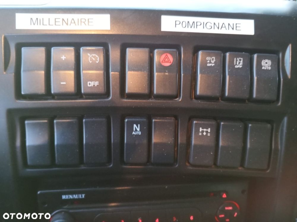 Renault Śmieciarka Renault D WIDE / Euro 6 / SEMAT - 12