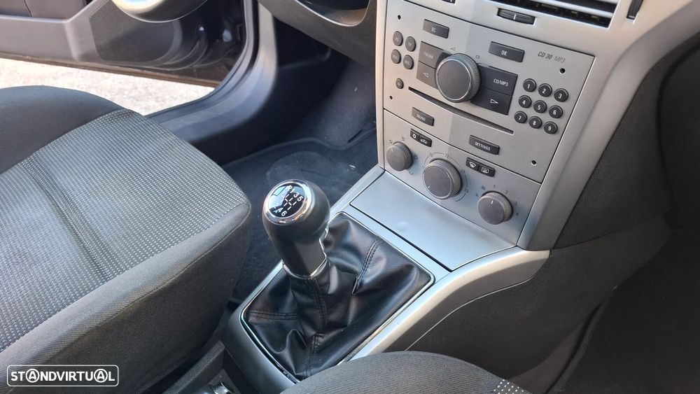 Opel Astra 1.3 CDTi Enjoy - 9