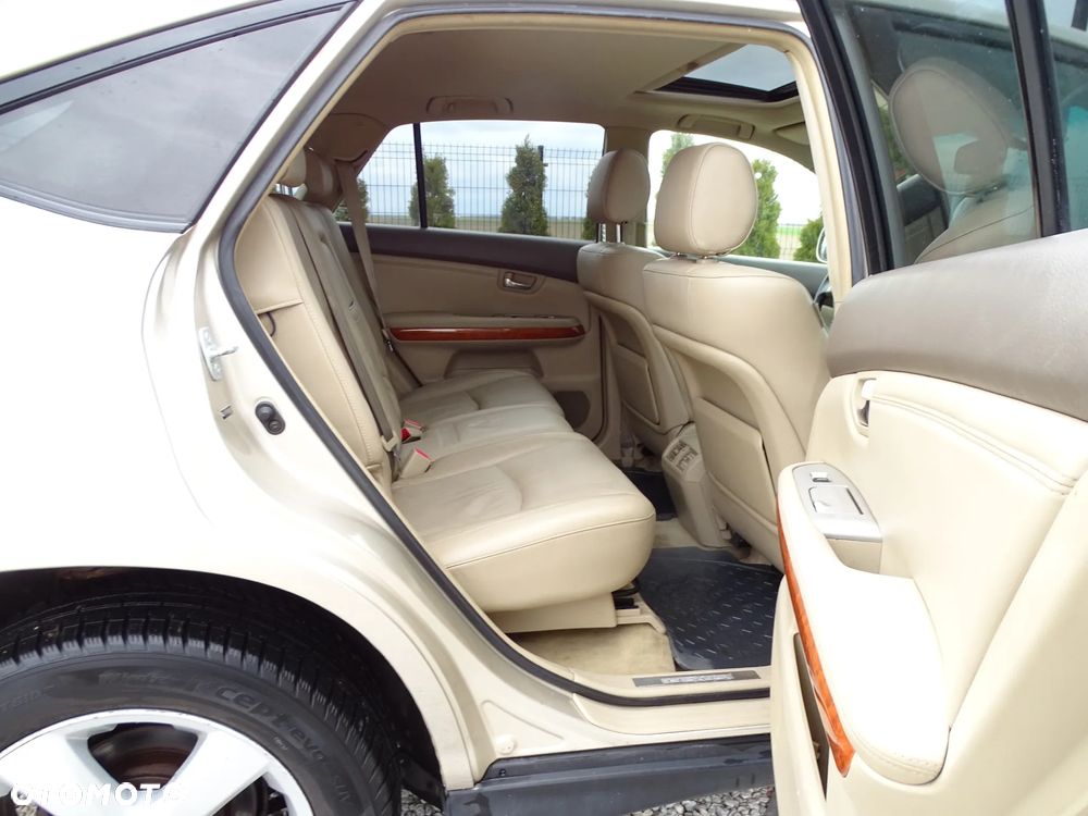 Lexus RX Lux - 23