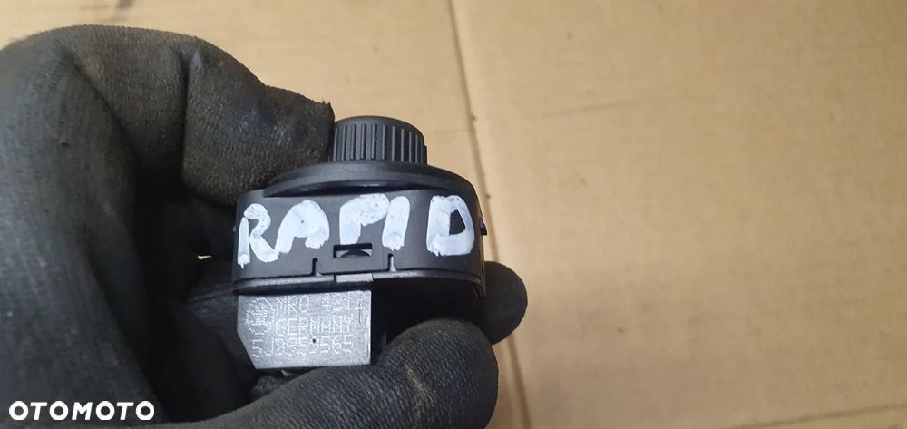 Przełącznik regulacji lusterek Skoda Rapid 5JB959565 - 6